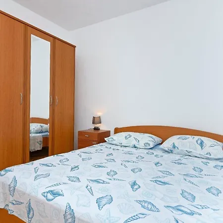 Διαμέρισμα Fuer 5 Personen Ca 50 Qm In Srima, Dalmatien Norddalmatien Srima